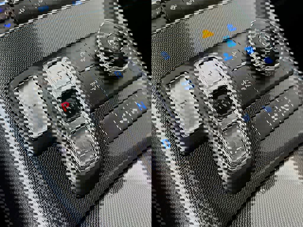 Used 2021 Hyundai Santa Fe SEL w/ Convenience Package image 22