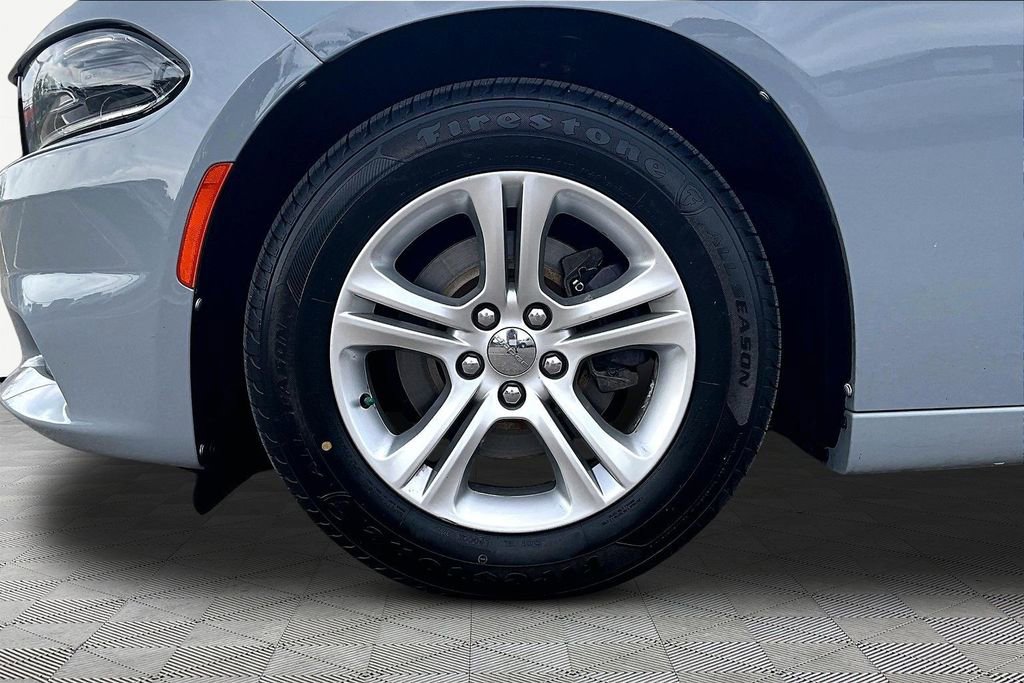 Used 2021 Dodge Charger SXT w/ Leather Interior Group RWD image 9