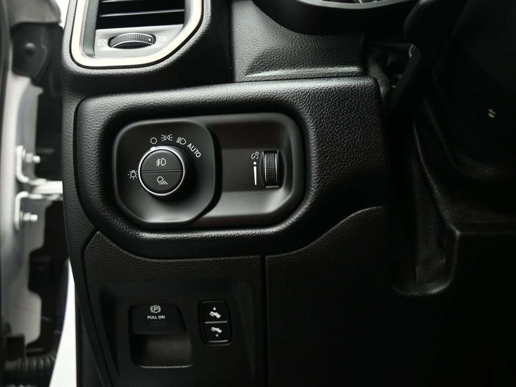 Used 2023 RAM 1500 Laramie image 12