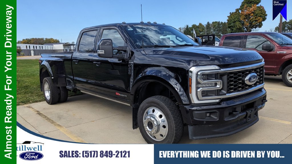 Certified 2025 Ford F450 Platinum w/ FX4 Off-Road Package AWD/4WD image 1