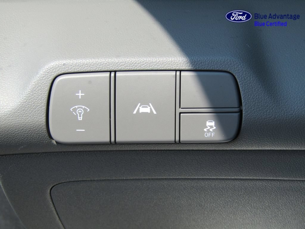 Used 2023 Hyundai Elantra SEL w/ Convenience Package FWD image 28