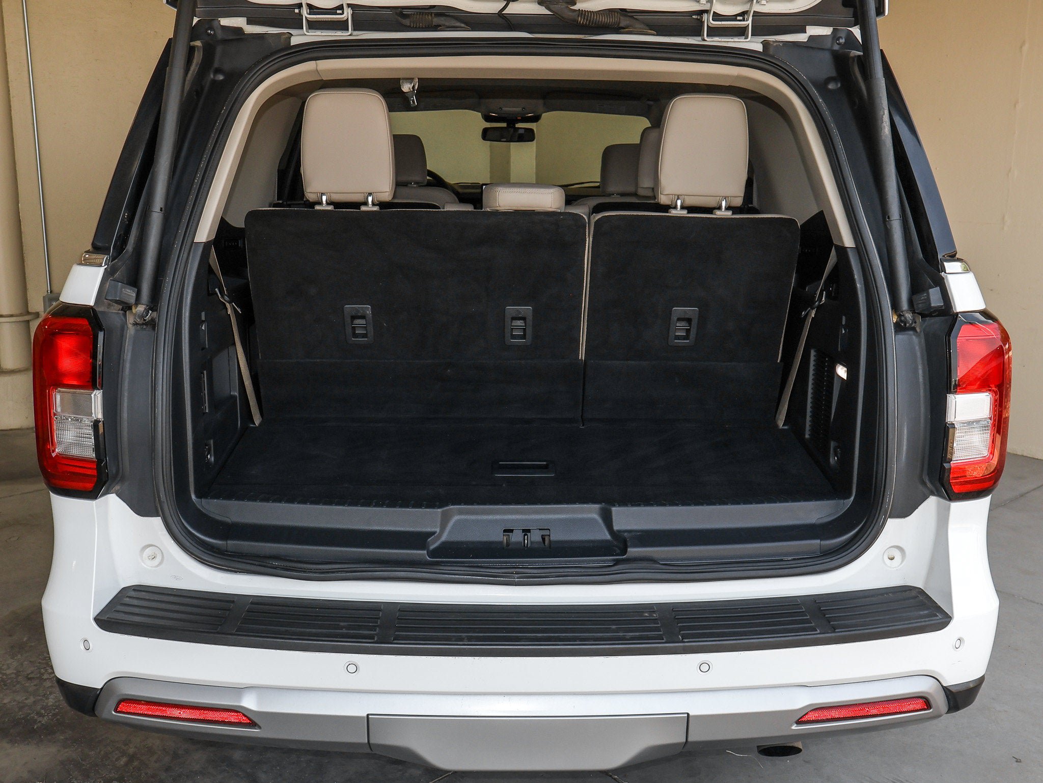 Certified 2023 Ford Expedition XLT AWD/4WD image 48