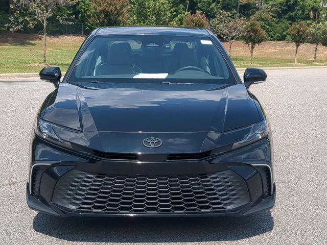 Used 2025 Toyota Camry SE w/ Convenience Package FWD image 9