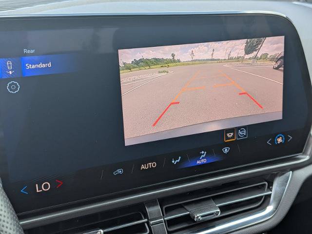 Used 2025 Chevrolet Equinox EV LT FWD image 24