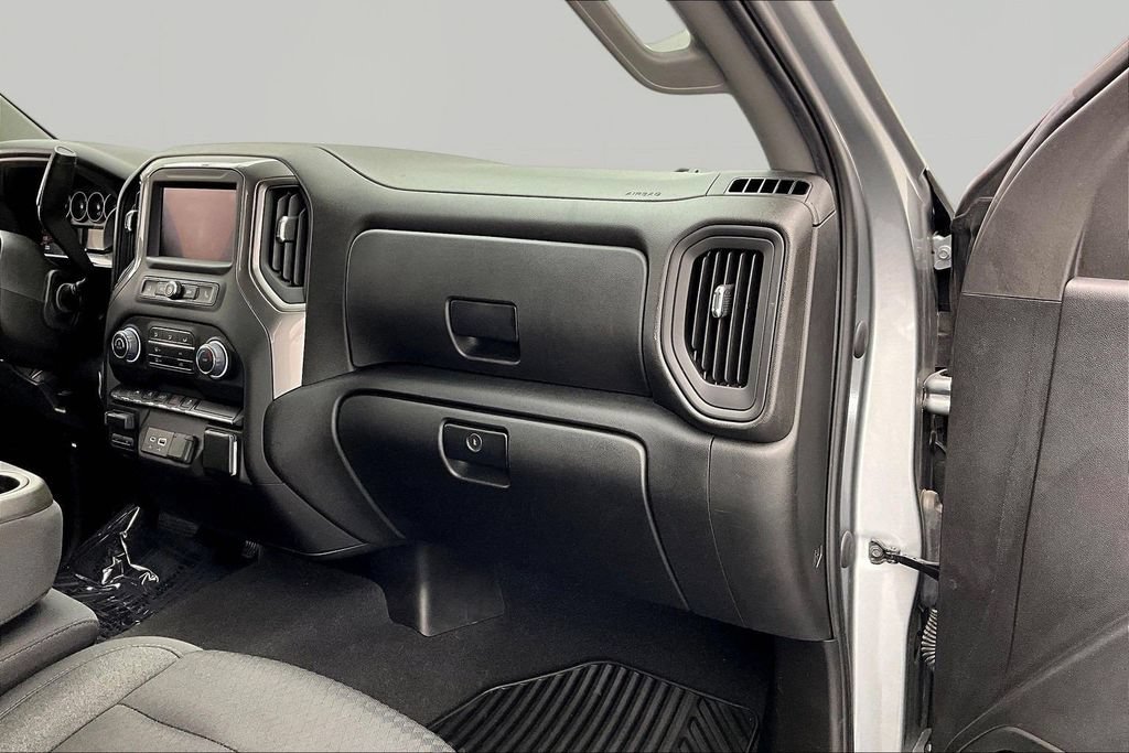 Used 2023 Chevrolet Silverado 1500 Custom w/ LPO, Dark Essentials Package AWD/4WD image 17