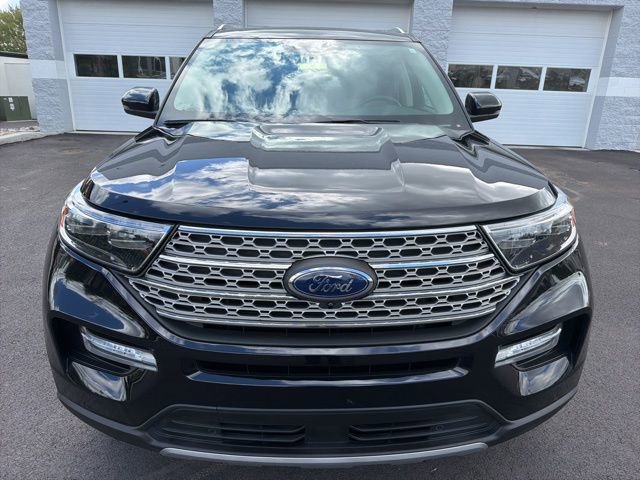 Certified 2022 Ford Explorer Limited w/ Limited Technology Package AWD/4WD image 10