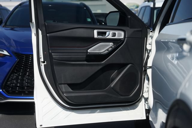 Certified 2022 Ford Explorer ST w/ Equipment Group 401A AWD/4WD image 33