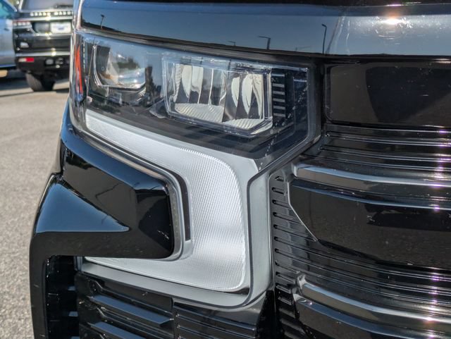 Used 2024 Chevrolet Silverado 1500 High Country w/ Midnight Edition AWD/4WD image 10