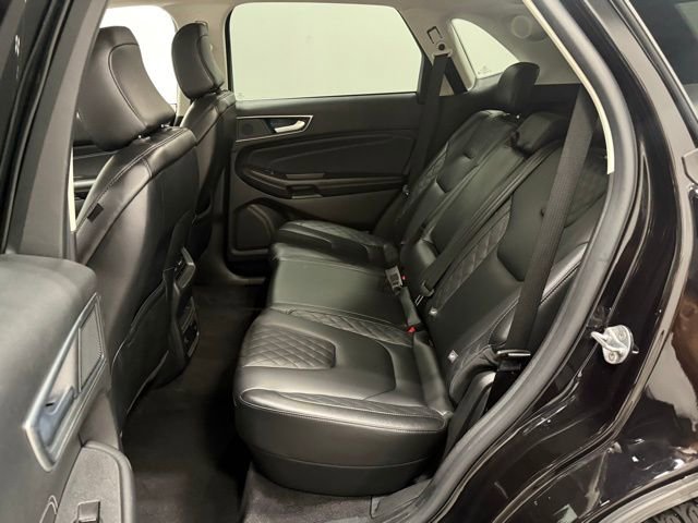 Certified 2024 Ford Edge Titanium image 32