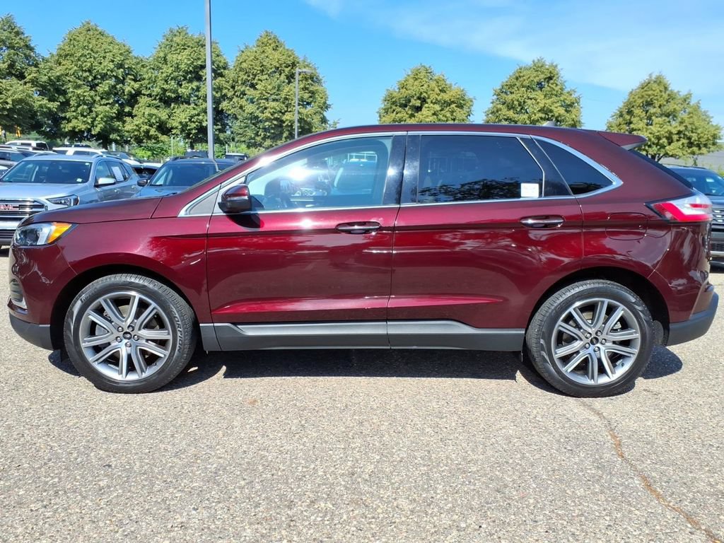 Certified 2024 Ford Edge Titanium AWD/4WD image 2