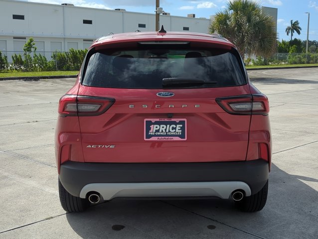Certified 2023 Ford Escape Active w/ Tech Pack #2 FWD image 3
