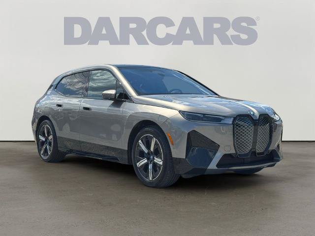 Used 2023 BMW iX xDrive50 w/ Premium Package AWD/4WD image 1