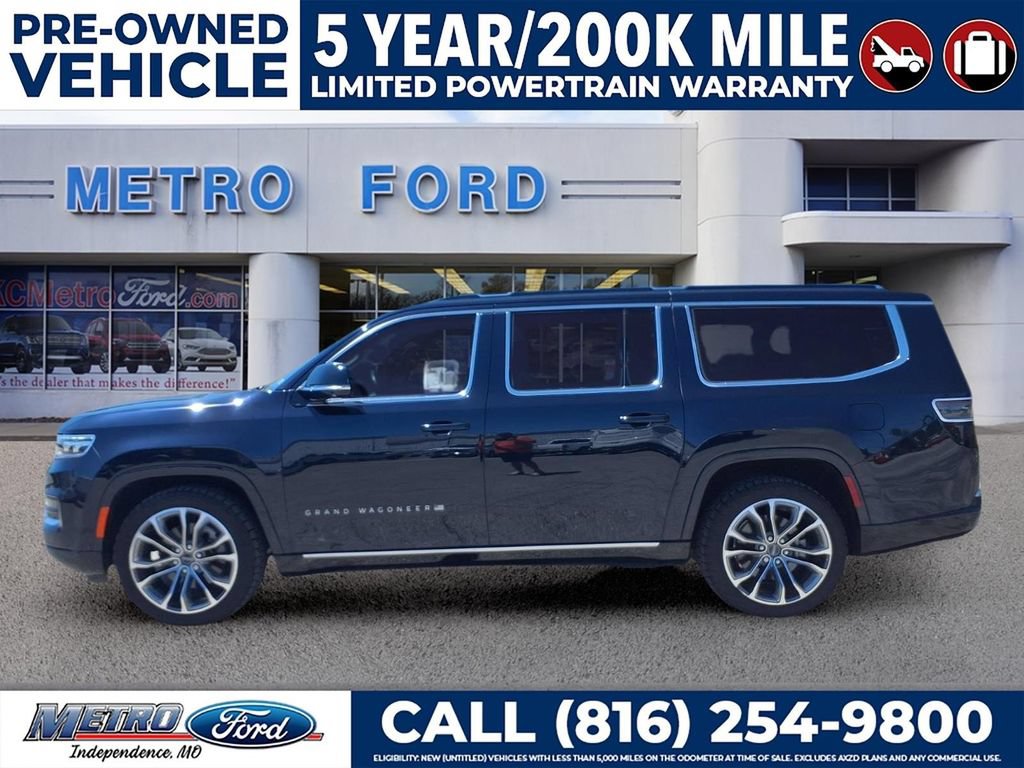 Used 2023 Jeep Grand Wagoneer L Series III w/ Rear Seat Video Group 1 AWD/4WD image 6