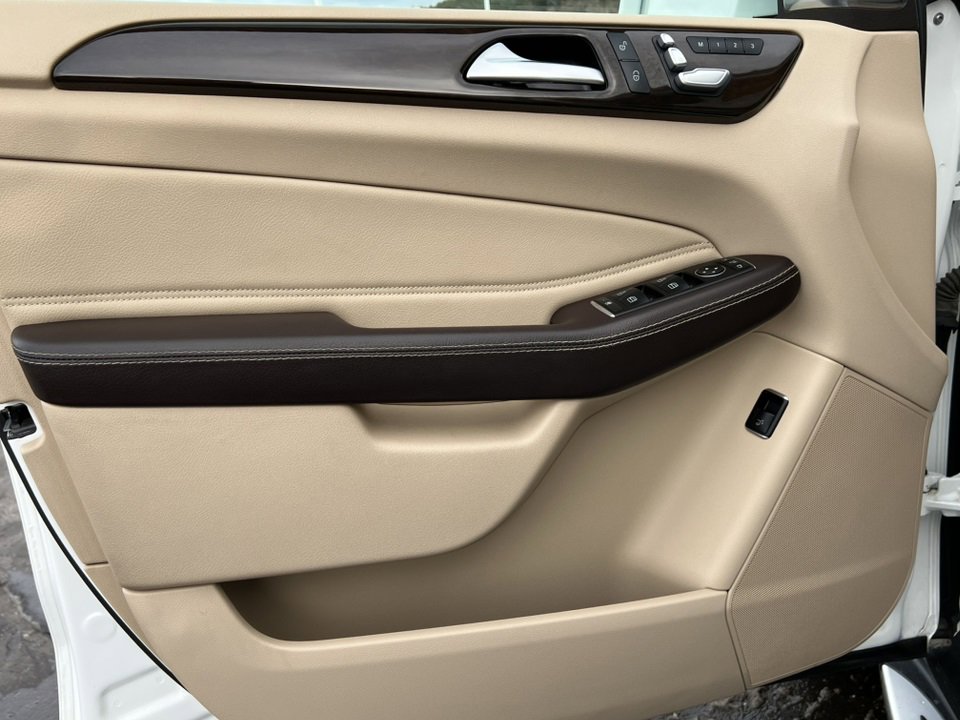 Used 2017 Mercedes-Benz GLE 350 4MATIC image 14