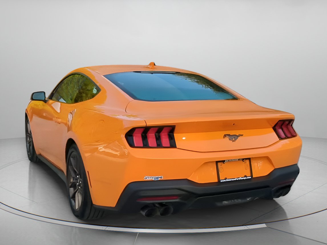 Certified 2026 Ford Mustang Coupe RWD image 22
