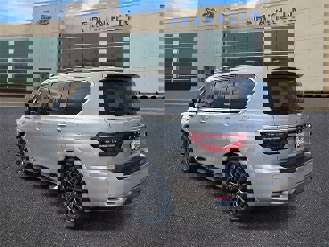 Used 2024 Nissan Armada Platinum w/ Captain's Chairs Package image 5