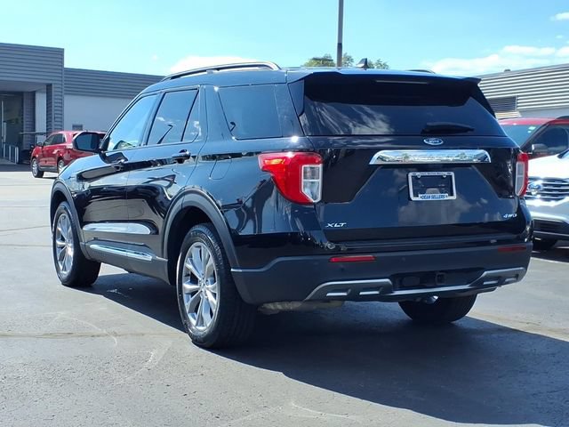 Certified 2023 Ford Explorer XLT w/ Equipment Group 202A AWD/4WD image 7