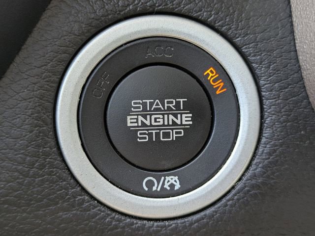 Used 2019 RAM 1500 Laramie image 28