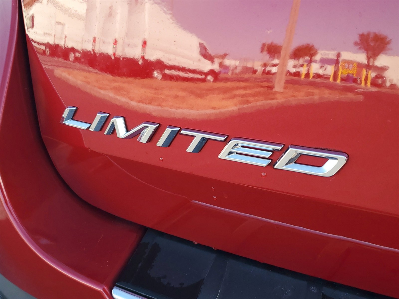 Certified 2024 Ford Explorer Limited w/ Limited Technology Package image 6