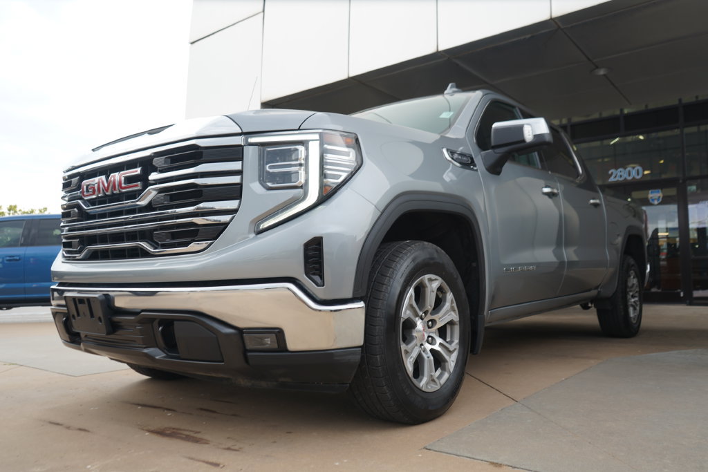 Used 2024 GMC Sierra 1500 SLT RWD image 5