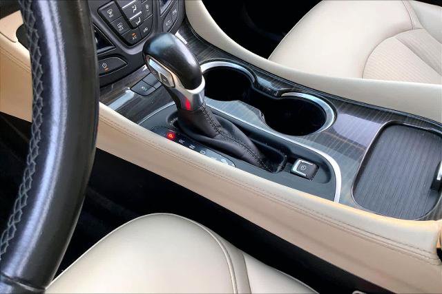 Used 2020 Buick Envision Preferred FWD image 16