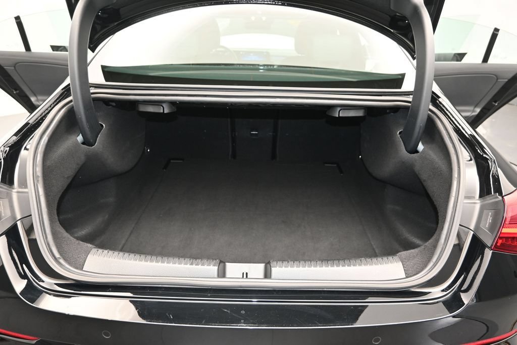 Used 2025 Mercedes-Benz CLA 250 image 11