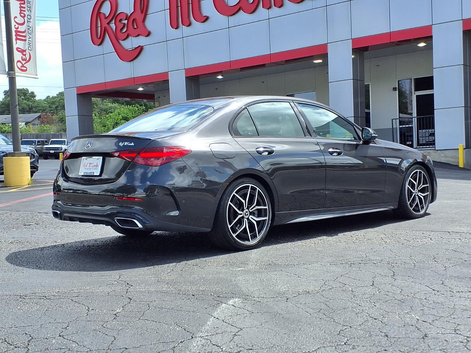 Used 2022 Mercedes-Benz C 300 Sedan w/ AMG Line w/ Night Package image 5