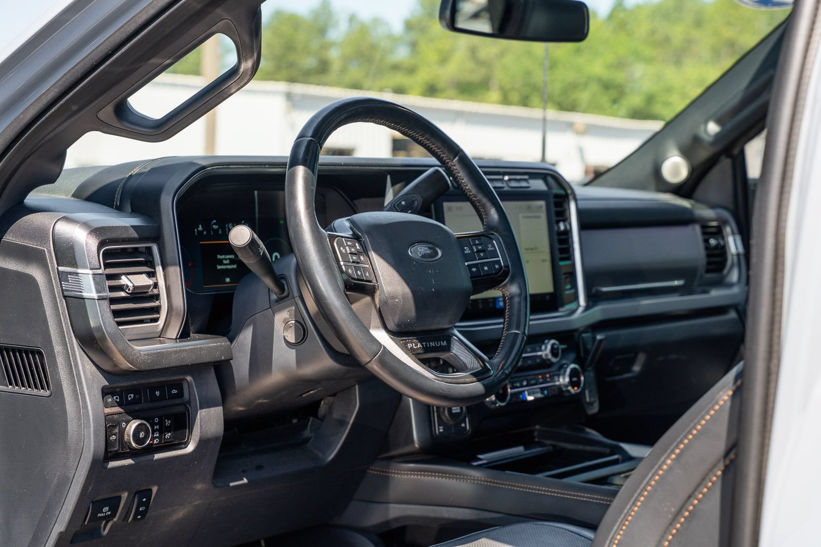 Certified 2024 Ford F250 Platinum w/ FX4 Off-Road Package AWD/4WD image 22