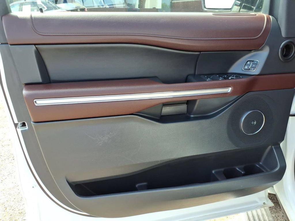 Certified 2023 Ford Expedition Limited AWD/4WD image 15