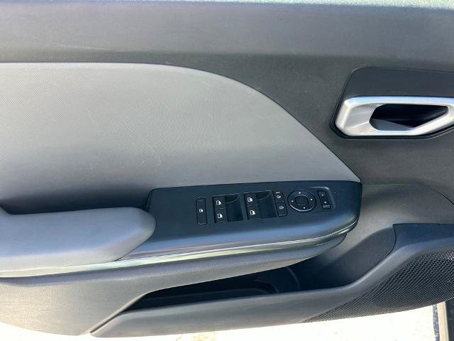 Used 2025 Kia K4 FWD image 12