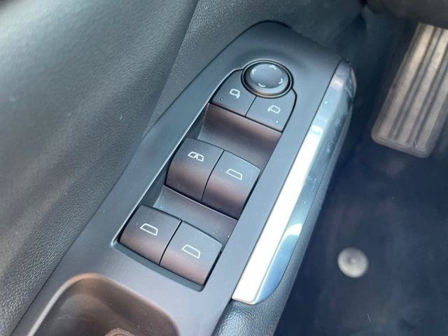 Used 2024 Chevrolet Traverse LT AWD/4WD image 25