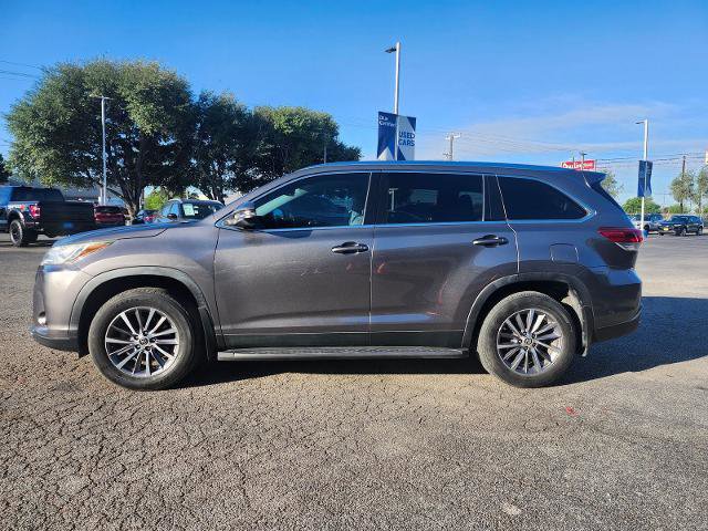 Used 2019 Toyota Highlander XLE image 6