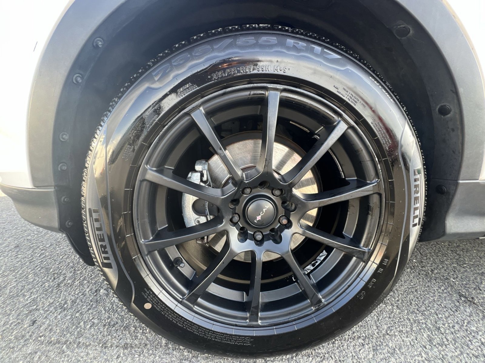 Certified 2018 Ford Escape SE w/ SE Sync 3 Package image 12