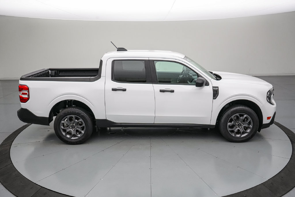 Certified 2026 Ford Maverick XLT AWD/4WD image 3