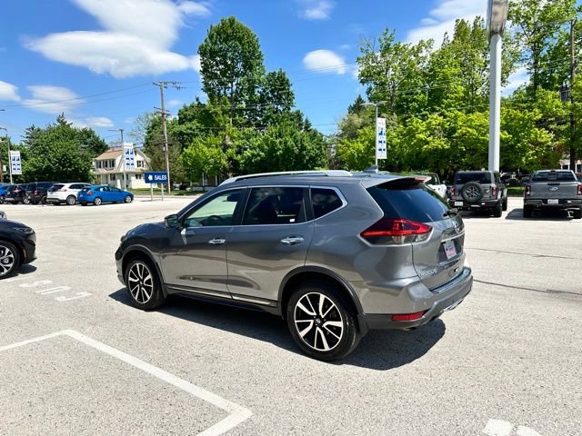 Used 2020 Nissan Rogue SL w/ Premium Package AWD/4WD image 11