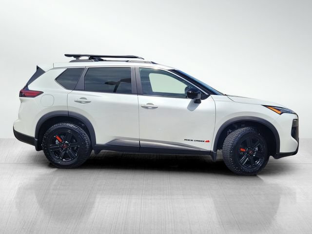 Used 2026 Nissan Rogue SV AWD/4WD image 3