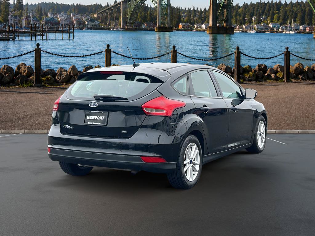 Certified 2017 Ford Focus SE FWD image 9