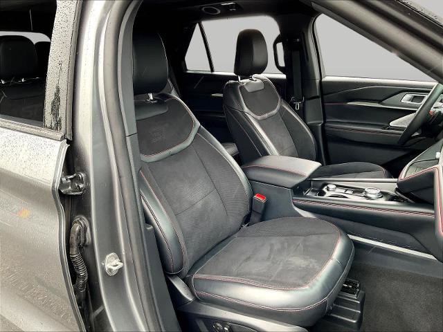 Certified 2025 Ford Explorer ST AWD/4WD image 32