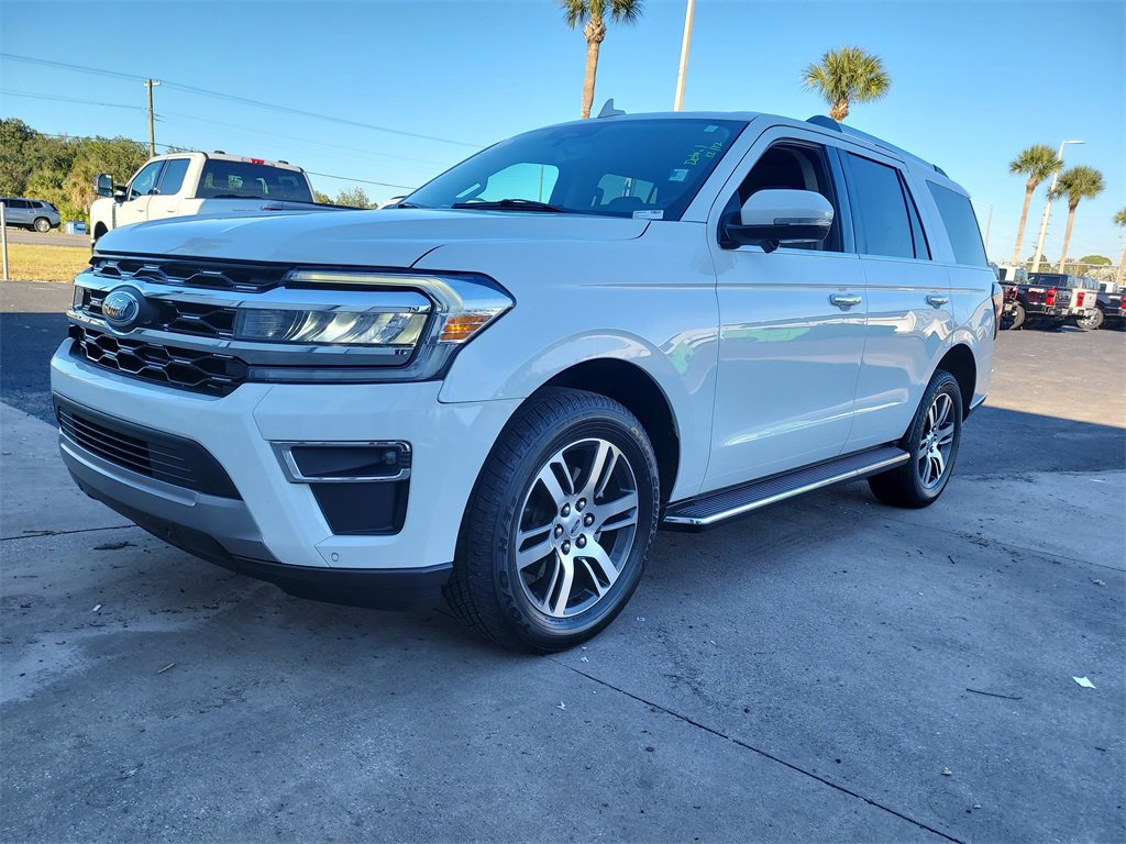 Certified 2023 Ford Expedition Limited image 2