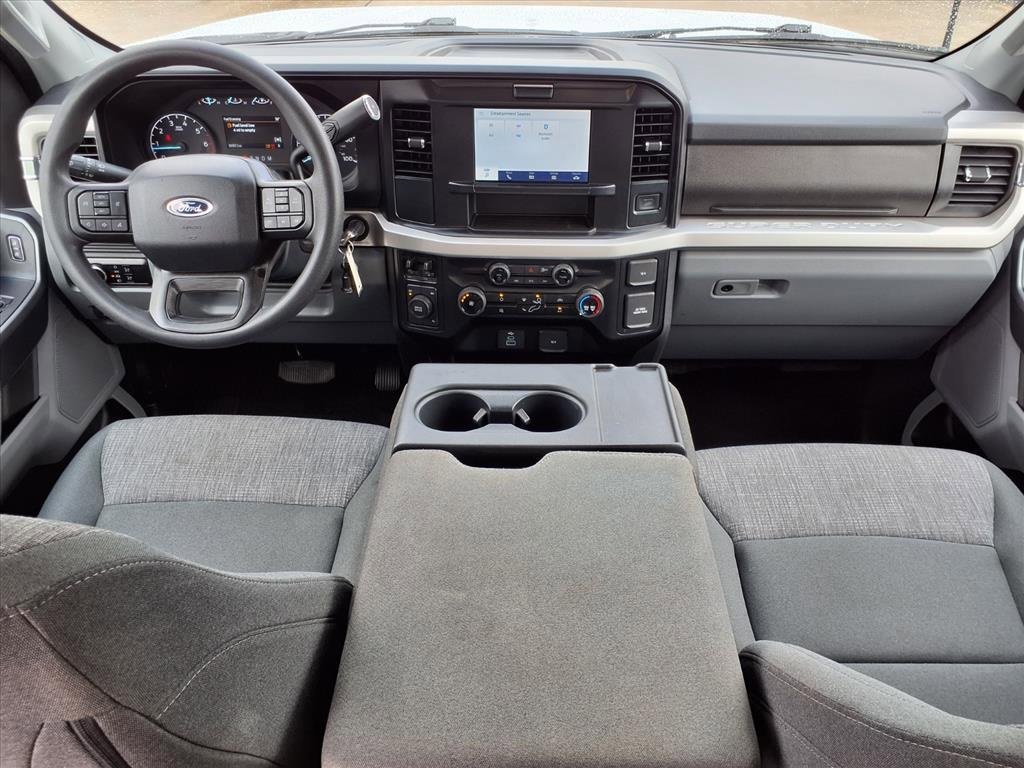 Certified 2025 Ford F250 XLT image 9