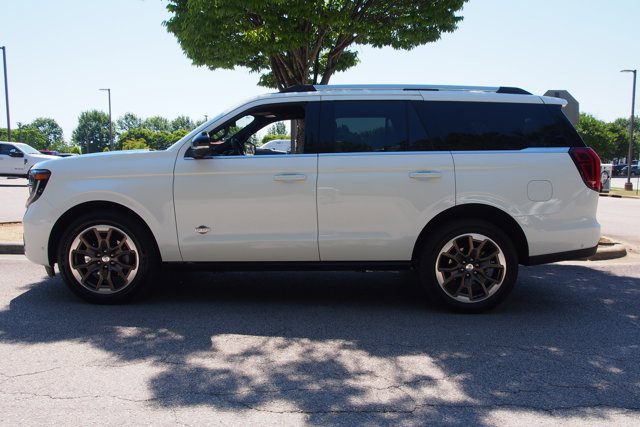 Certified 2025 Ford Expedition King Ranch AWD/4WD image 4