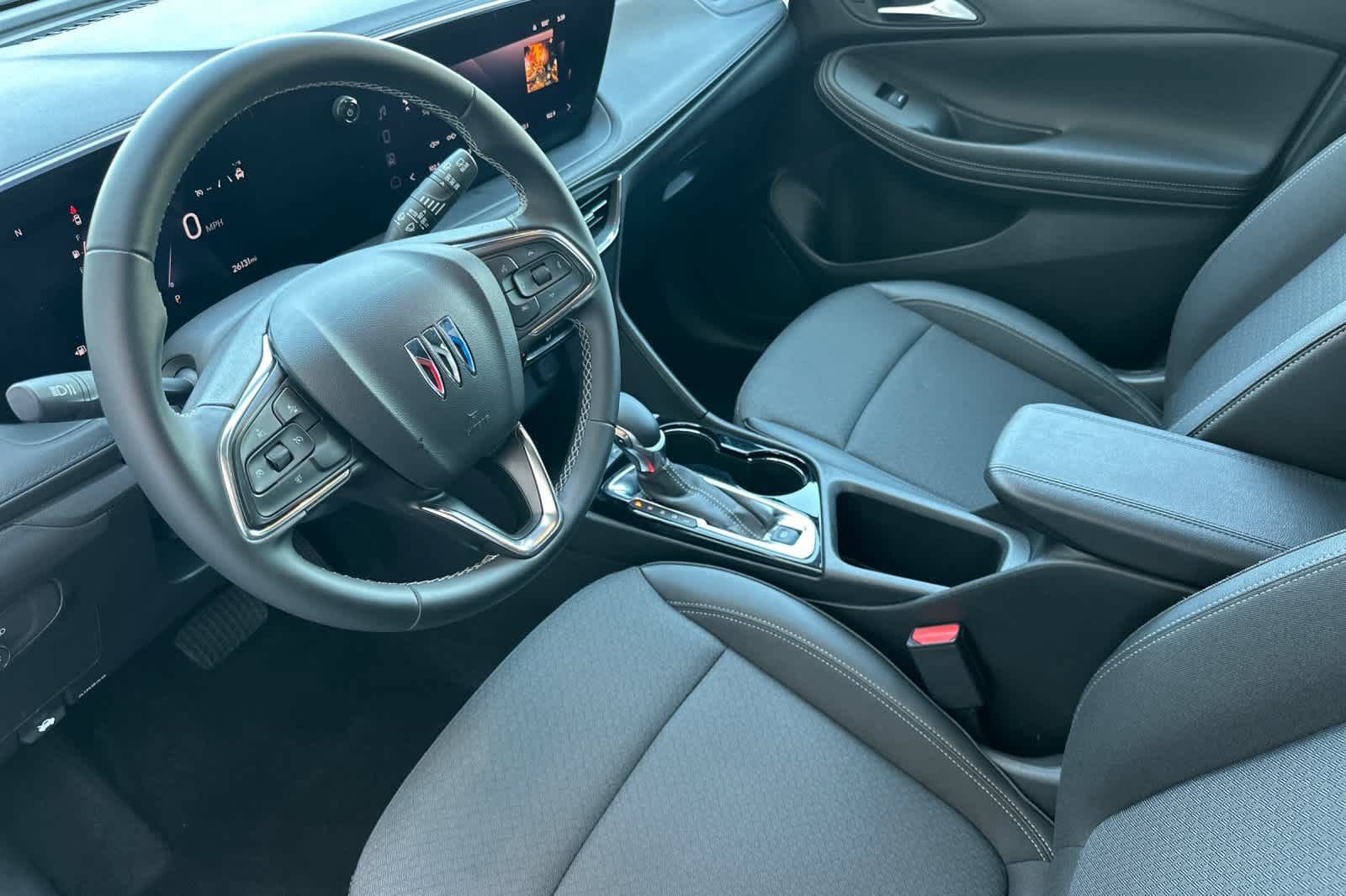 Used 2025 Buick Encore GX Preferred AWD/4WD image 11