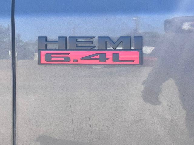 Used 2020 RAM 2500 Big Horn w/ Night Edition AWD/4WD image 10