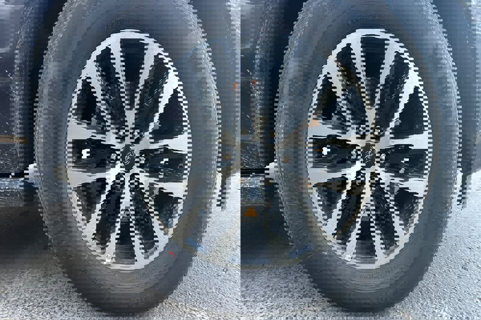 Certified 2025 Ford Expedition Max Platinum image 11