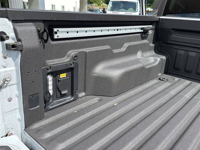 Certified 2025 Ford Maverick XLT w/ Equipment Group 301A AWD/4WD image 40