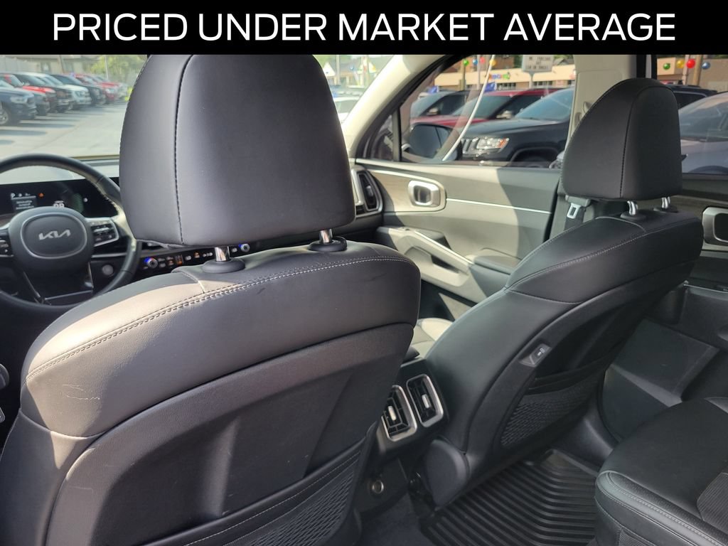 Used 2025 Kia Sorento X-Line EX AWD/4WD image 15