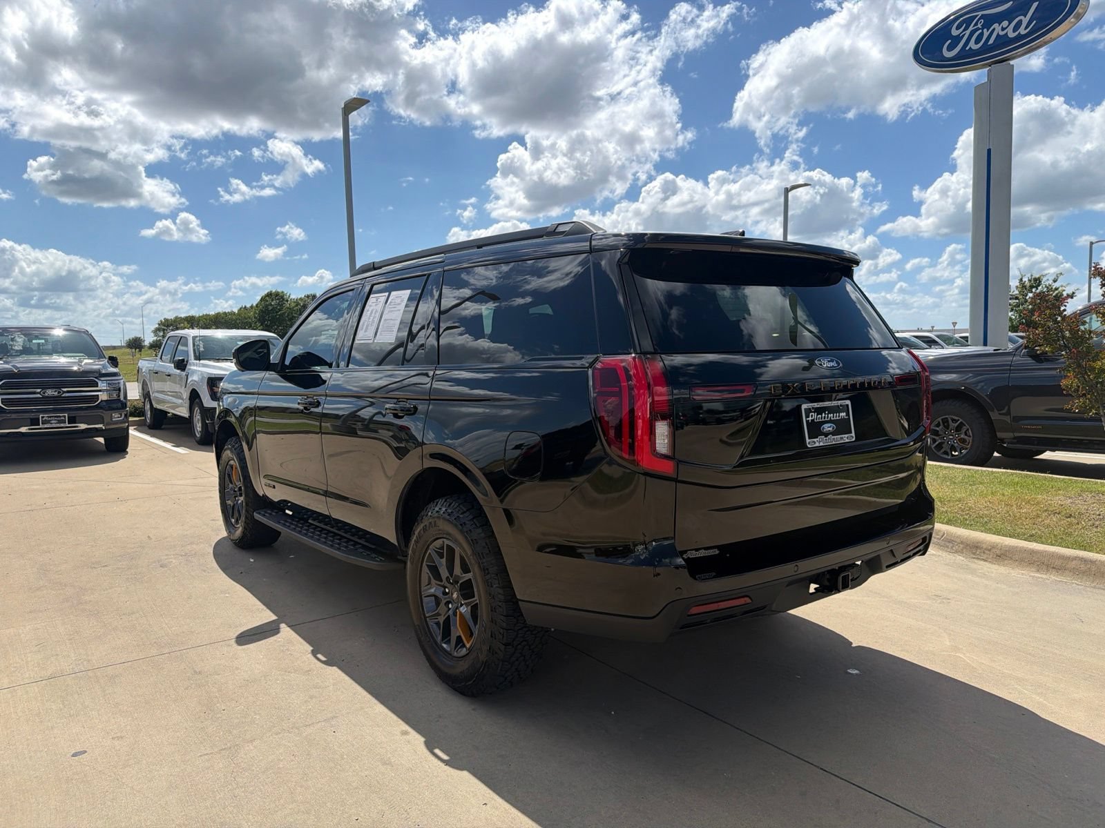 Certified 2026 Ford Expedition Tremor AWD/4WD video 3