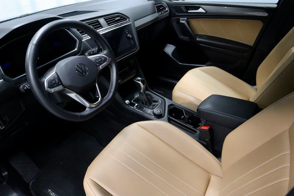 Used 2022 Volkswagen Tiguan SE image 22