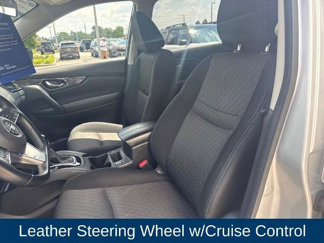Used 2017 Nissan Rogue SV FWD image 10