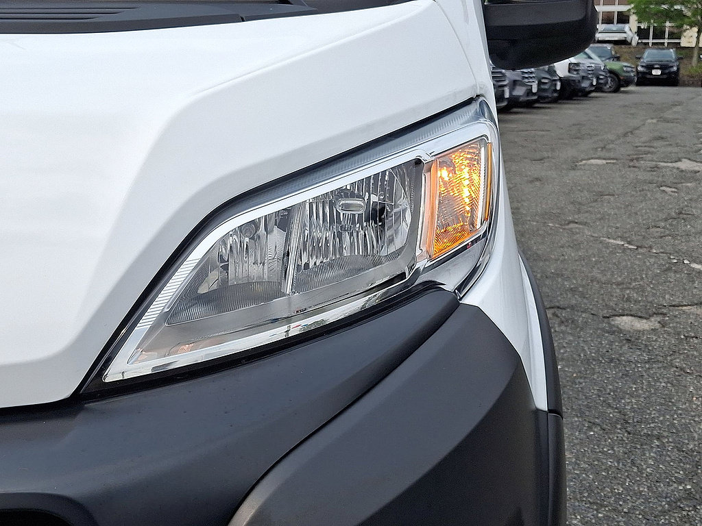 Used 2026 RAM ProMaster 2500 w/ Convenience Group FWD image 34